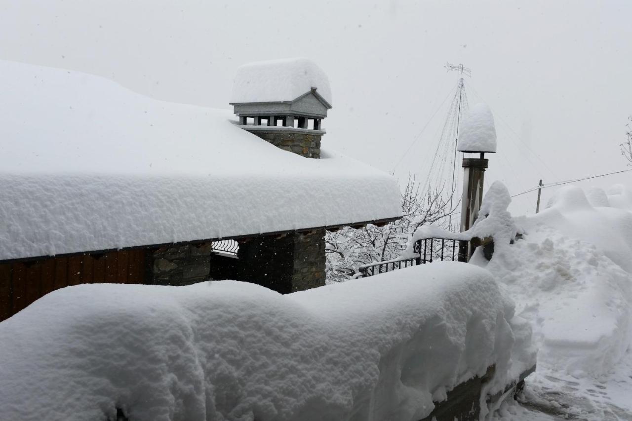 Suite Del Villaggio Sarre Dış mekan fotoğraf