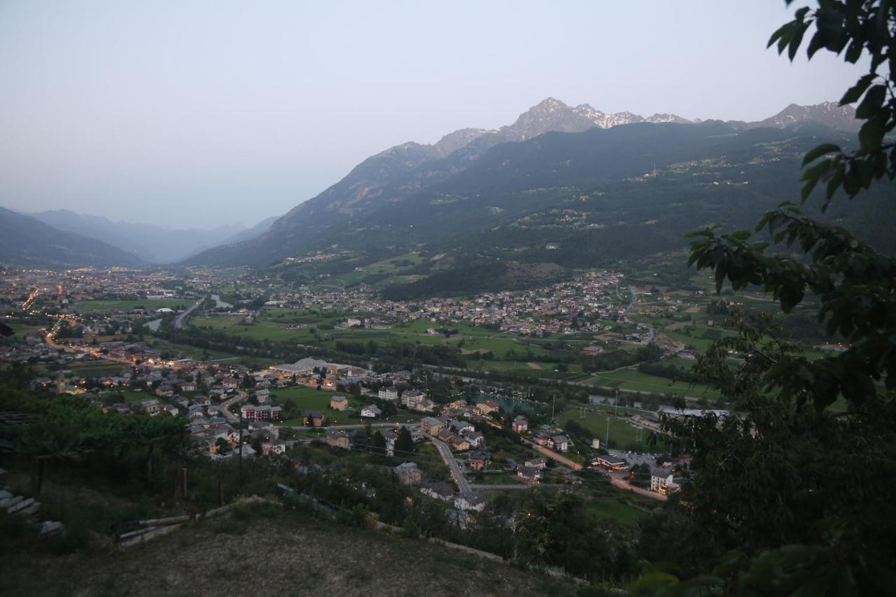 Suite Del Villaggio Sarre Dış mekan fotoğraf
