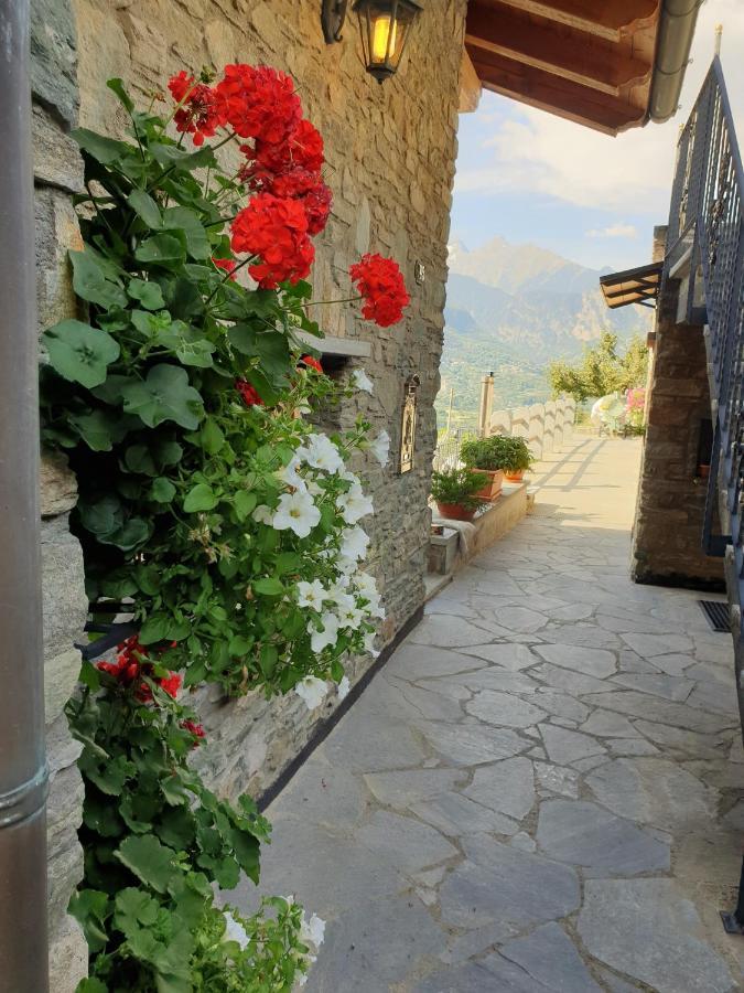 Suite Del Villaggio Sarre Dış mekan fotoğraf